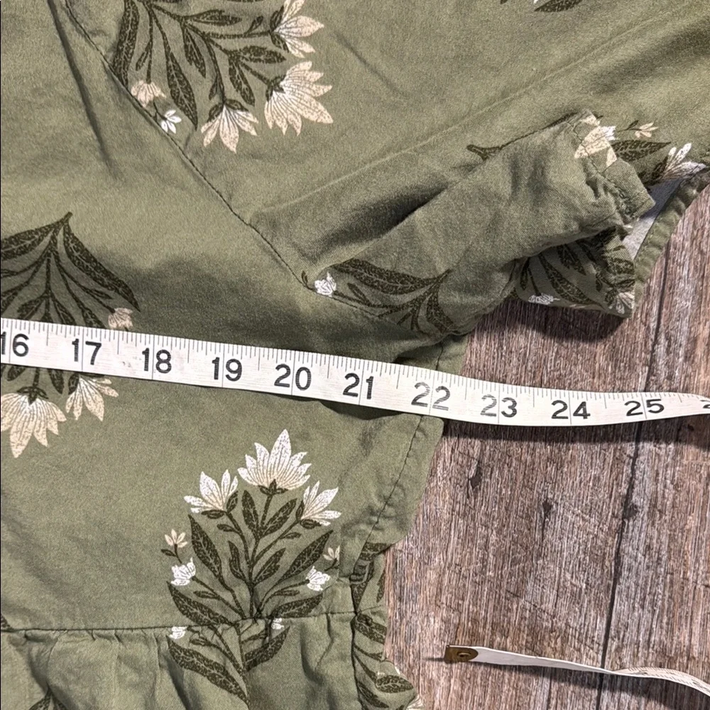 Old Navy Green Floral Casual Dress - Picture 5 of 8